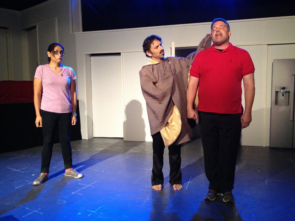 Marian and Peter meet Litlefinger (Gregory Sims).